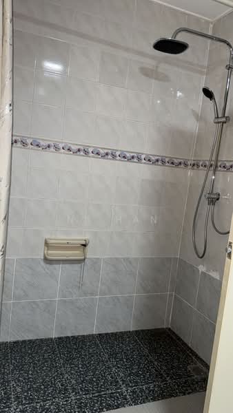 Condominium for Sale at The Golden Coast - NS Han - Bathroom - PropertyGuru.com.my