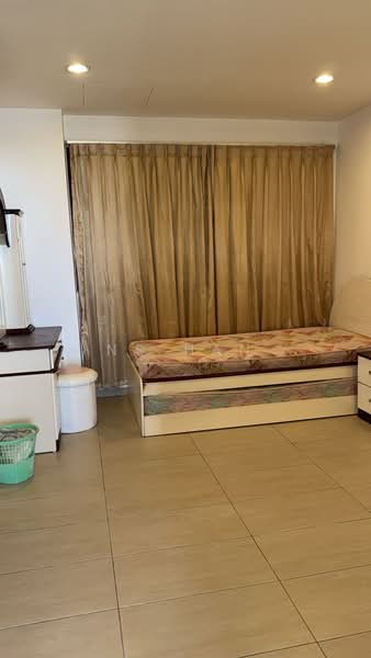 Condominium for Sale at The Golden Coast - NS Han - Bedroom - PropertyGuru.com.my