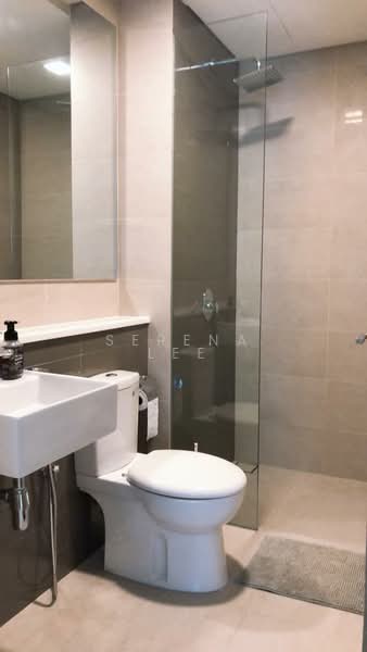 Service Residence for Sale at Cantara Residences - Serena Lee - Bathroom - PropertyGuru.com.my