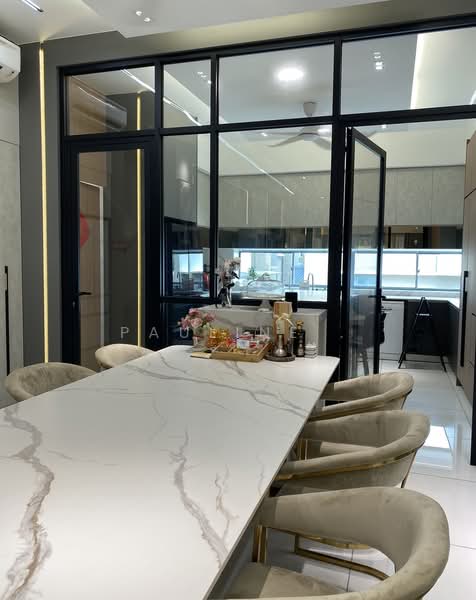 Semi-Detached House for Sale in Serdang (Seri Kembangan) - Pauline . - Dining Room - PropertyGuru.com.my