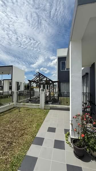 2-storey Terraced House for Sale in Beranang (Selangor) - Soon Sheng Law - Exterior - PropertyGuru.com.my