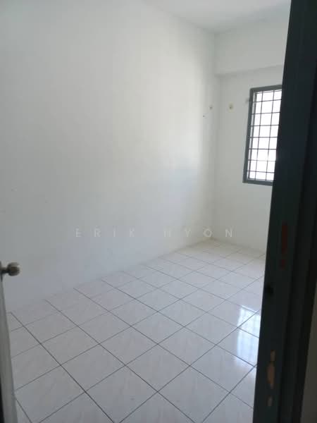Pangsapuri untuk Dijual di Taman Cheras Awana Apartment - Erik Nyon - Interior - PropertyGuru.com.my