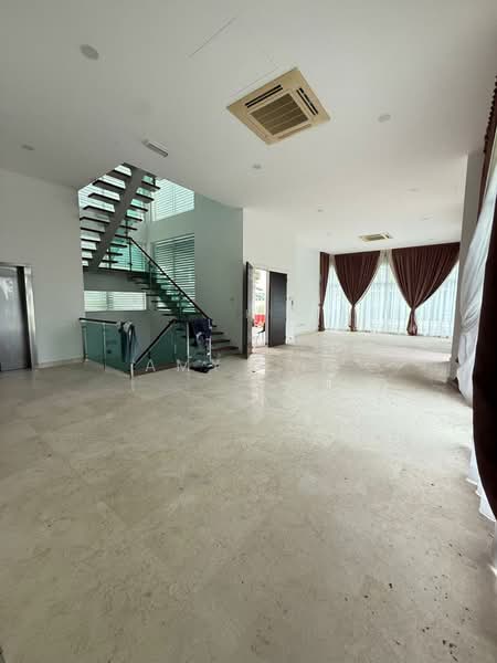 Bungalow for Sale in Johor Bahru (Johor) - Amy Eng - Living Room - PropertyGuru.com.my