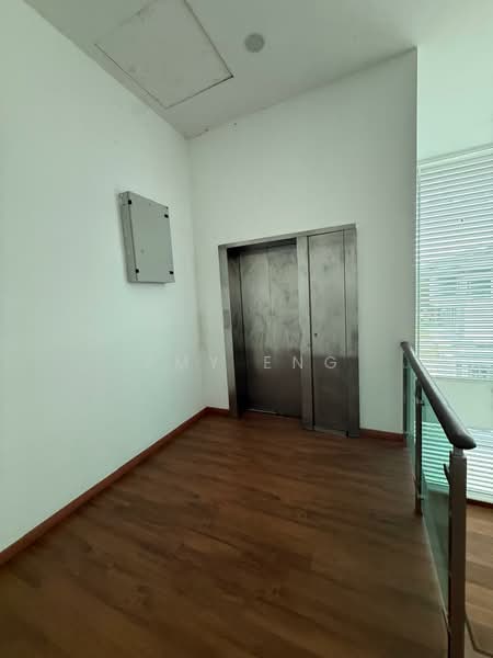 Bungalow for Sale in Johor Bahru (Johor) - Amy Eng - Corridor - PropertyGuru.com.my