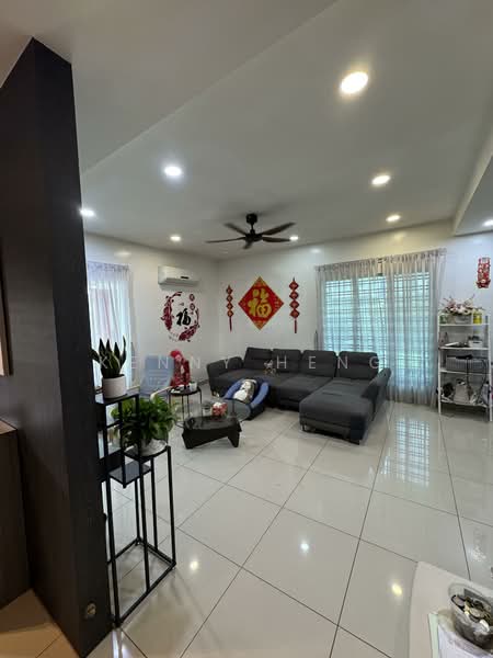 Rumah Teres 2 Tingkat untuk Dijual di Indahpura Diamond (Kulai) - Kenny Heng - Living Room - PropertyGuru.com.my