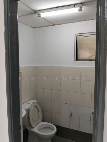 Kondominium untuk Disewa di Magna Ville - Ketty Ching - Bathroom - PropertyGuru.com.my