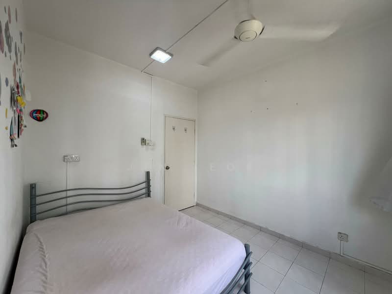 Pangsapuri untuk Dijual di Impian Senibong Residences - Jin Teok - Bedroom - PropertyGuru.com.my