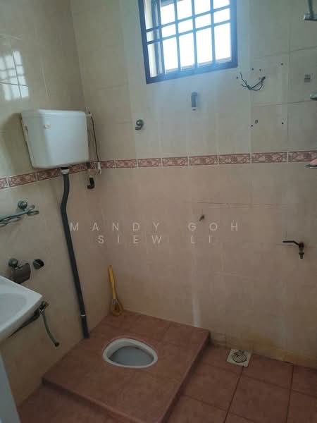 1-storey Terraced House for Sale in Kulai (Johor) - Mandy Goh Siew Li - Bathroom - PropertyGuru.com.my