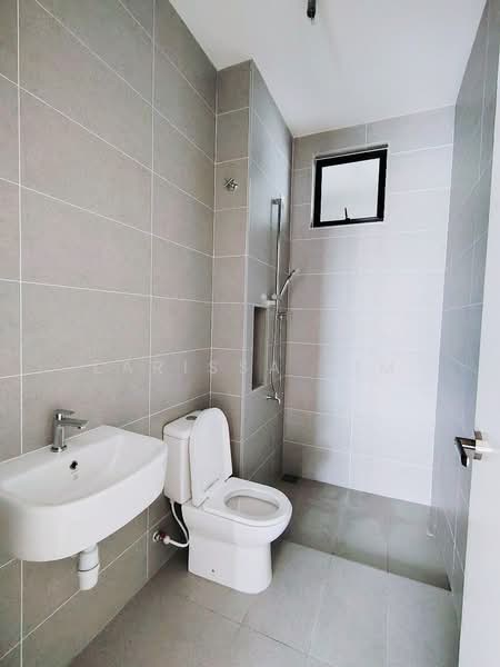 2-storey Terraced House for Sale in Bandar Seri Alam (Masai) - Larissa Sim - Bathroom - PropertyGuru.com.my