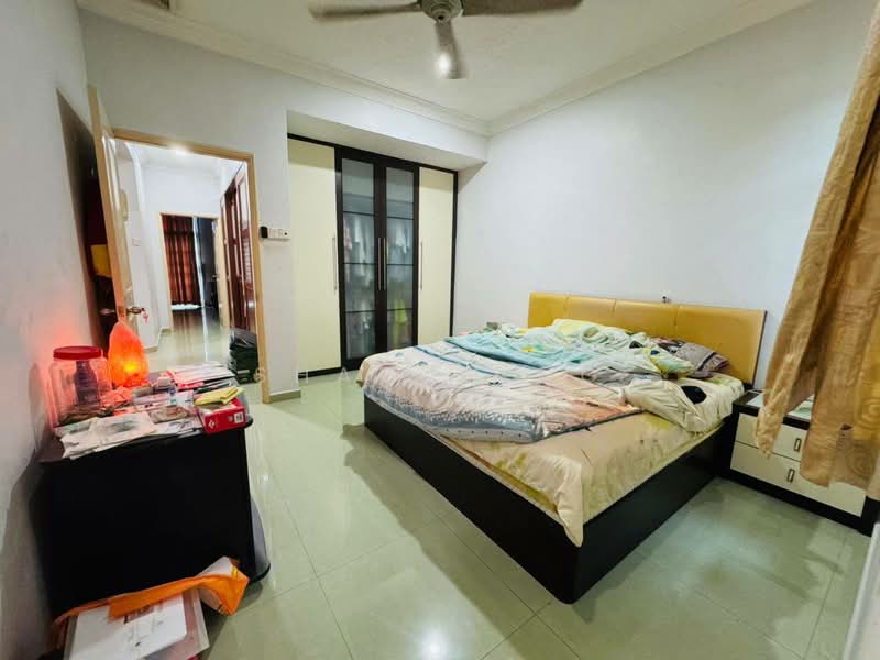 2-storey Terraced House for Sale in Taman Impian Emas (Skudai) - Sharon Ng - Bedroom - PropertyGuru.com.my