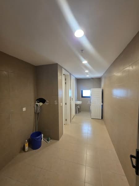 Servis Apartment untuk Disewa di Kami - CCS Shan - Corridor - PropertyGuru.com.my