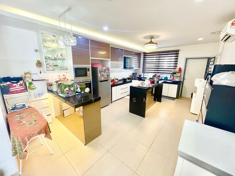 2-storey Terraced House for Sale in Bandar Sri Sendayan (Negeri Sembilan) - Zaty Jasmin - Kitchen - PropertyGuru.com.my