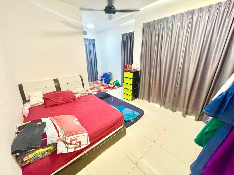 2-storey Terraced House for Sale in Bandar Sri Sendayan (Negeri Sembilan) - Zaty Jasmin - Bedroom - PropertyGuru.com.my