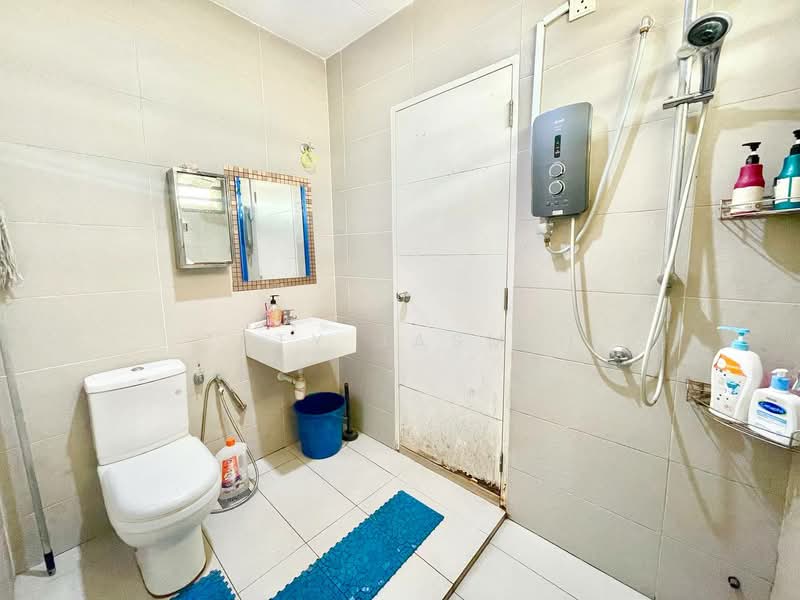 2-storey Terraced House for Sale in Bandar Sri Sendayan (Negeri Sembilan) - Zaty Jasmin - Bathroom - PropertyGuru.com.my