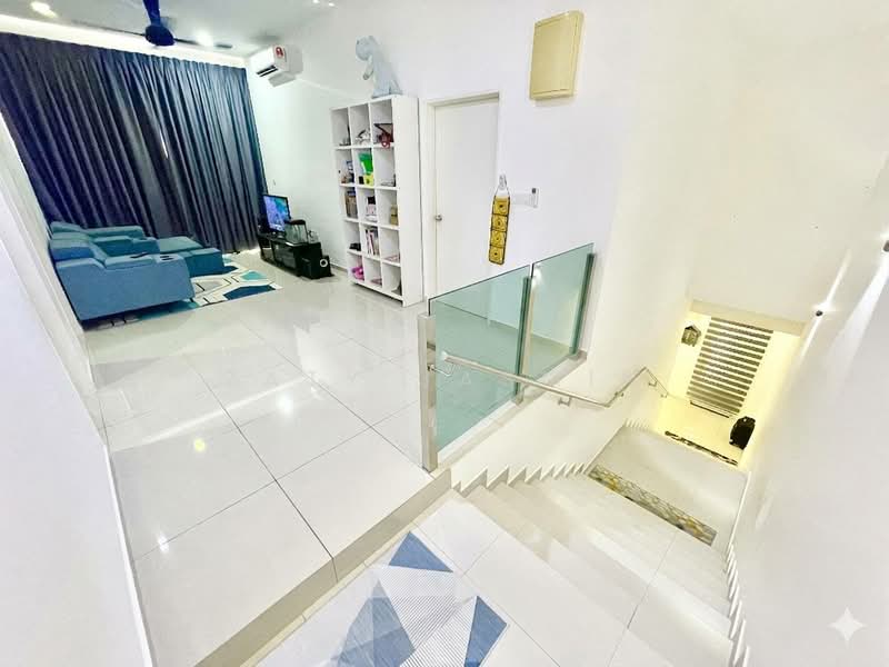 2-storey Terraced House for Sale in Bandar Sri Sendayan (Negeri Sembilan) - Zaty Jasmin - Living Room - PropertyGuru.com.my