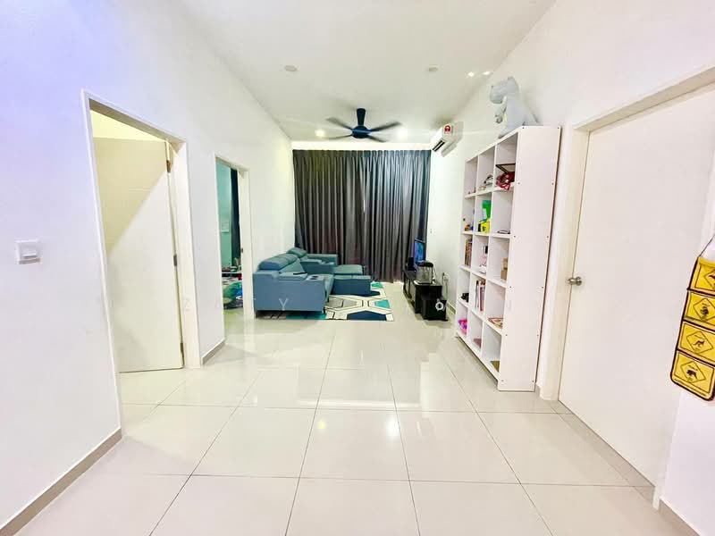 2-storey Terraced House for Sale in Bandar Sri Sendayan (Negeri Sembilan) - Zaty Jasmin - Living Room - PropertyGuru.com.my