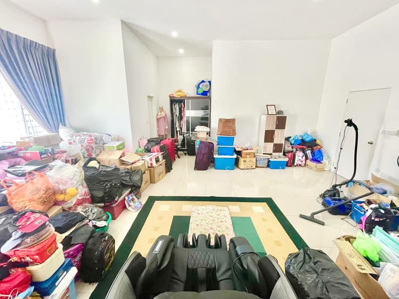 2-storey Terraced House for Sale in Bandar Sri Sendayan (Negeri Sembilan) - Zaty Jasmin - Living Room - PropertyGuru.com.my