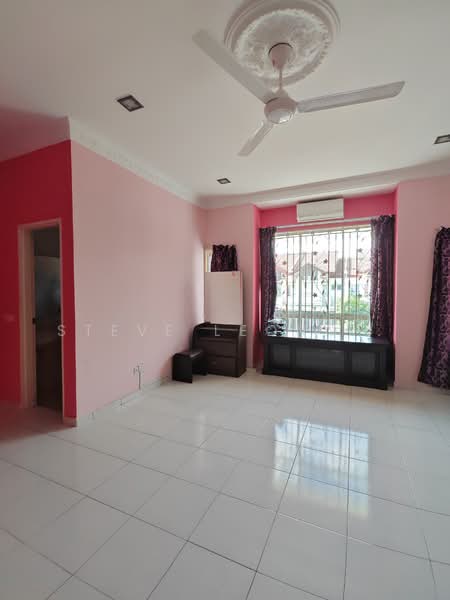 2-storey Terraced House for Sale in Setia Indah (Setia Alam) - Steve Leong . - Living Room - PropertyGuru.com.my