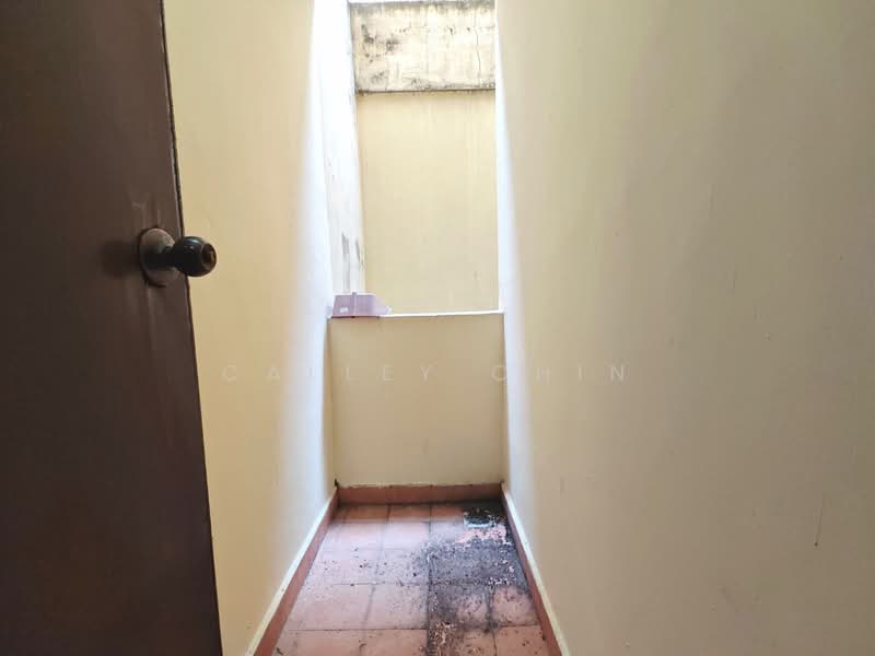 Pangsapuri untuk Dijual di Nusa Bestari Shoplot Apartment - Calley Chin - Interior - PropertyGuru.com.my