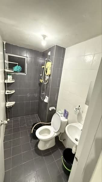 Service Residence for Sale at Scott Towers @ Larkin JB - Sue Jin Tee - Bathroom - PropertyGuru.com.my