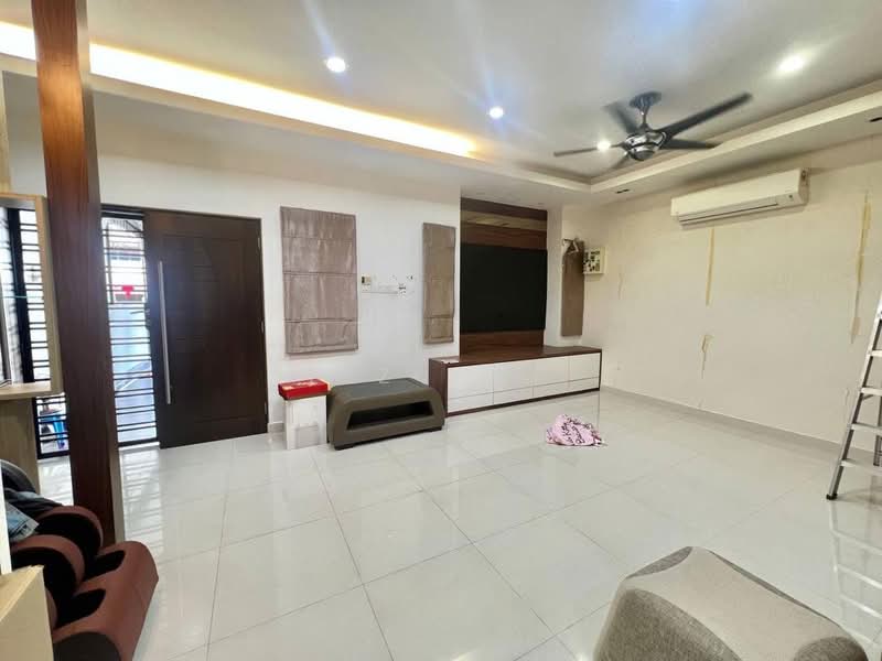 2-storey Terraced House for Sale in Taman Sentosa (Johor Bahru) - Liz Yap - Living Room - PropertyGuru.com.my