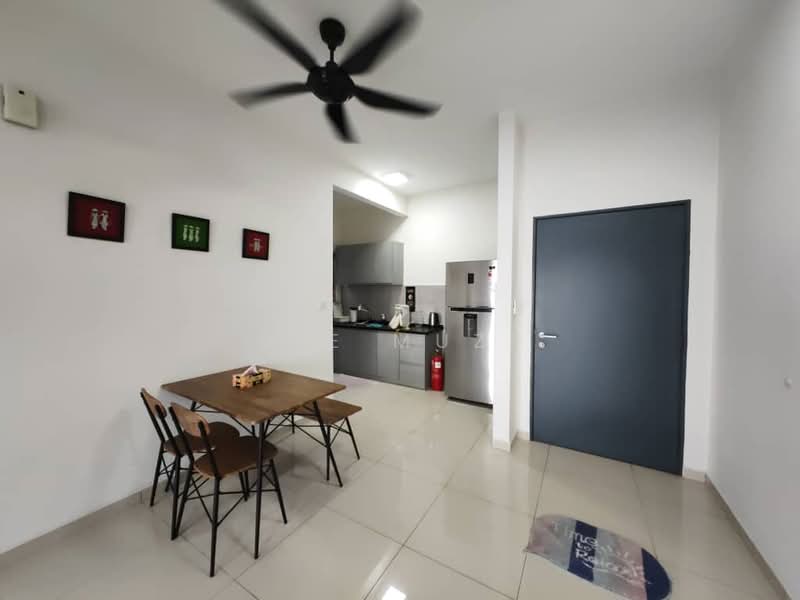 Pangsapuri untuk Dijual di Residensi Kampung Paloh (PR1MA @ Kampung Paloh) - Lee Muzi - Dining Room - PropertyGuru.com.my