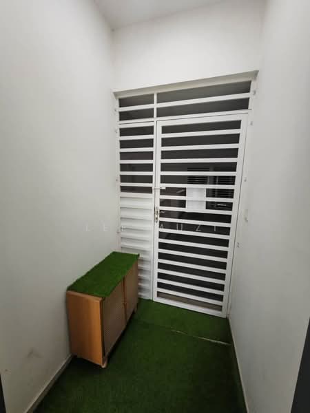 Pangsapuri untuk Dijual di Residensi Kampung Paloh (PR1MA @ Kampung Paloh) - Lee Muzi - Entrance - PropertyGuru.com.my