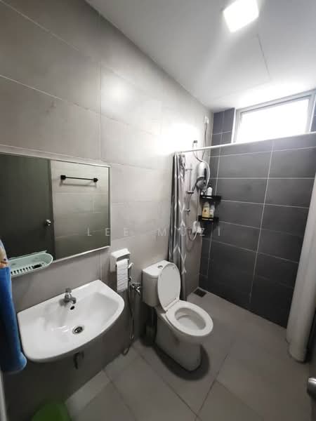 Pangsapuri untuk Dijual di Residensi Kampung Paloh (PR1MA @ Kampung Paloh) - Lee Muzi - Bathroom - PropertyGuru.com.my