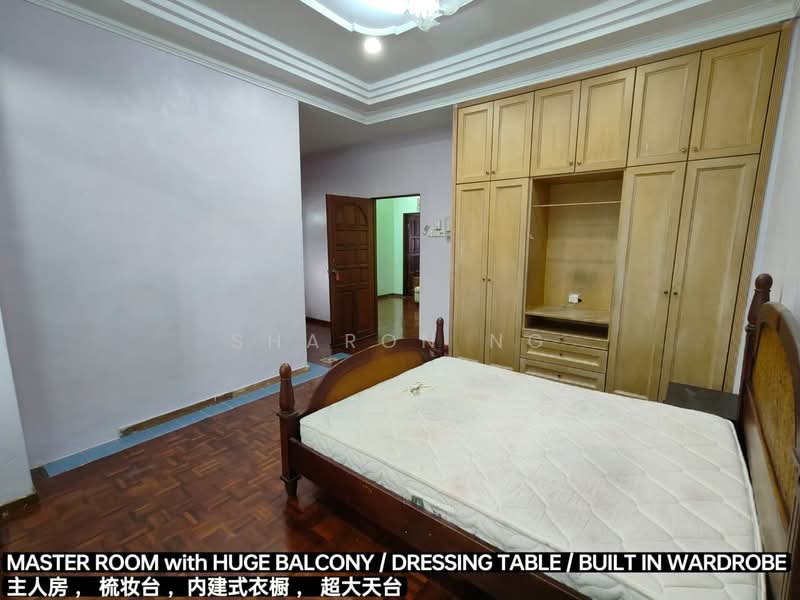 Rumah Teres 2 Tingkat untuk Dijual di Taman Sri Putri (Skudai) - Sharon Ng - Master Bedroom - PropertyGuru.com.my