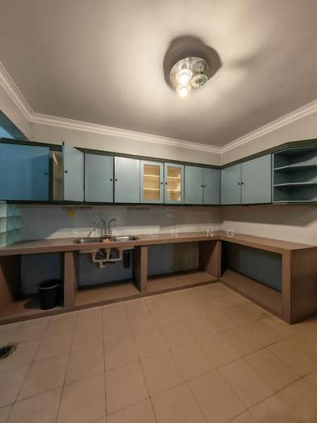 Rumah Teres 2-Tingkat untuk Dijual di Taman Sri Putri (Skudai) - Sharon Ng - Kitchen - PropertyGuru.com.my