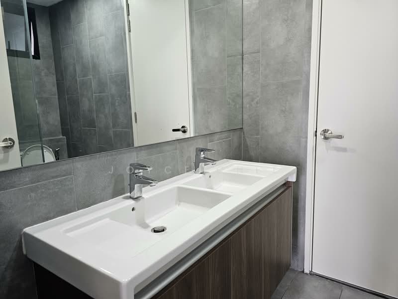 Servis Apartment untuk Disewa di Ativo Suites @ Damansara Avenue - Joyce Chee - Bathroom - PropertyGuru.com.my