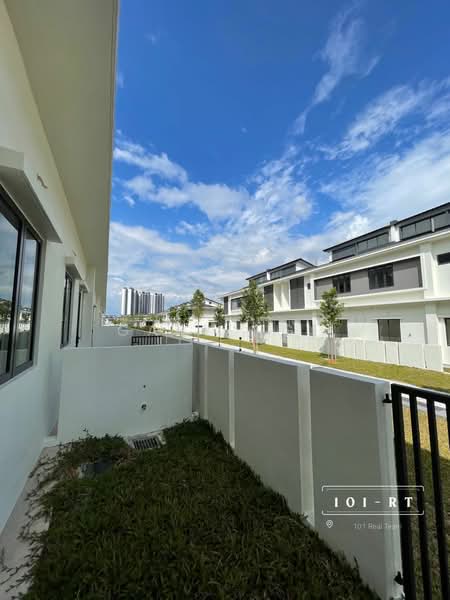 Rumah Teres 2 Tingkat untuk Dijual di Telok Panglima Garang (Selangor) - Gary Nge - Exterior - PropertyGuru.com.my