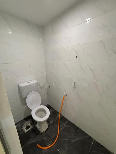 2-storey Terraced House for Sale in Taman Mas (Kulai) - Chris Liew - Bathroom - PropertyGuru.com.my