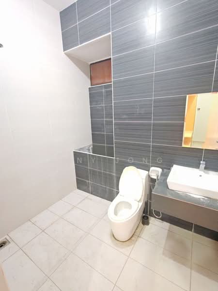 Cluster House for Rent in Bukit Indah (Iskandar Puteri (Nusajaya)) - Jony Jong - Bathroom - PropertyGuru.com.my
