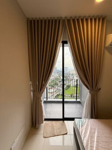 Servis Apartment untuk Disewa di Nest 2 Residences - Alex Low - Balcony - PropertyGuru.com.my