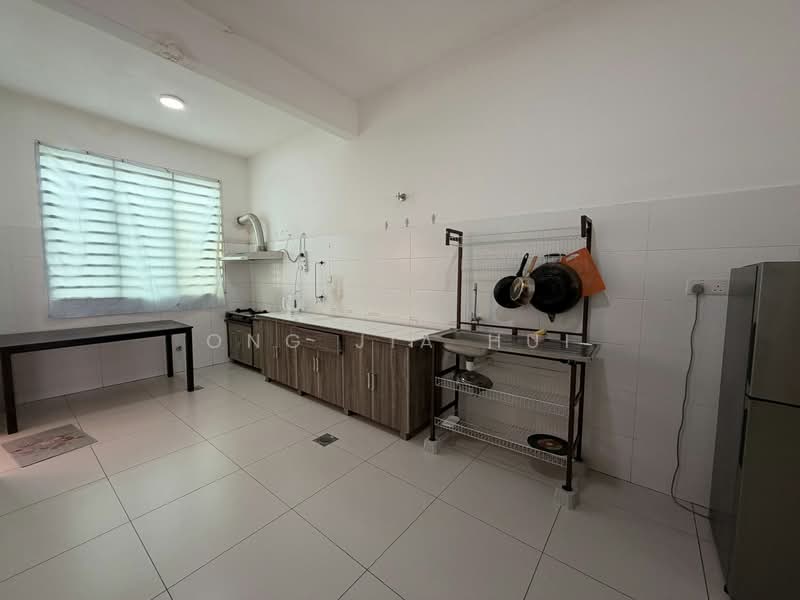 2-storey Terraced House for Sale in Bandar Sri Sendayan (Negeri Sembilan) - Ong Jia Hui - Kitchen - PropertyGuru.com.my