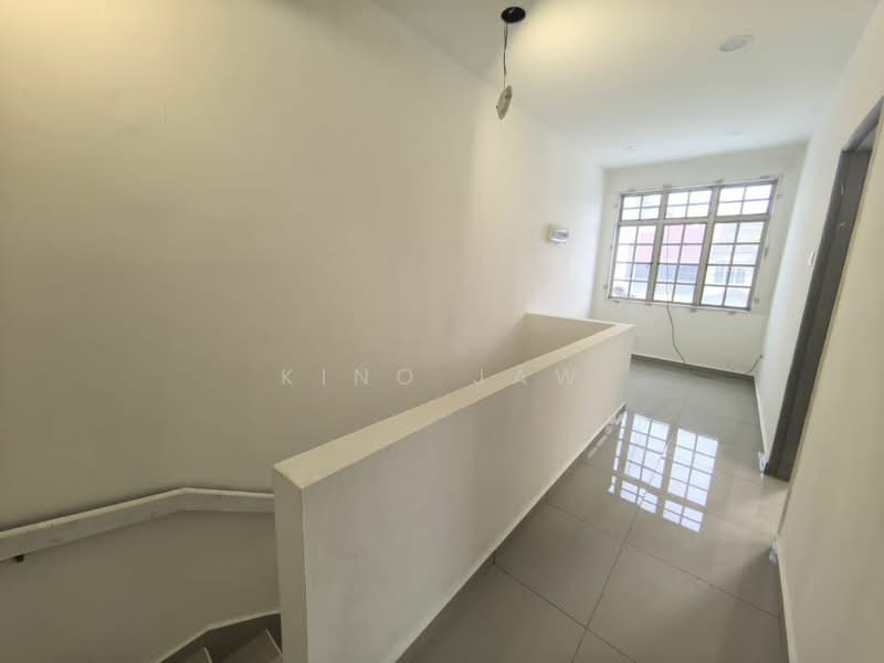 Rumah Teres 2 Tingkat untuk Dijual di Taman Universiti (Skudai) - Kino Jaw - Corridor - PropertyGuru.com.my