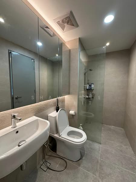 Service Residence for Rent at 8th & Stellar - Shawn Lee Kah Kit - Bathroom - PropertyGuru.com.my