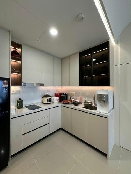 Service Residence for Rent at 8th & Stellar - Shawn Lee Kah Kit - Kitchen - PropertyGuru.com.my