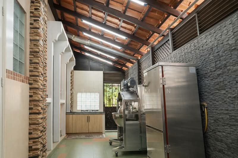 Bungalow for Sale in Alam Damai (Cheras) - Zaty Jasmin - Kitchen - PropertyGuru.com.my