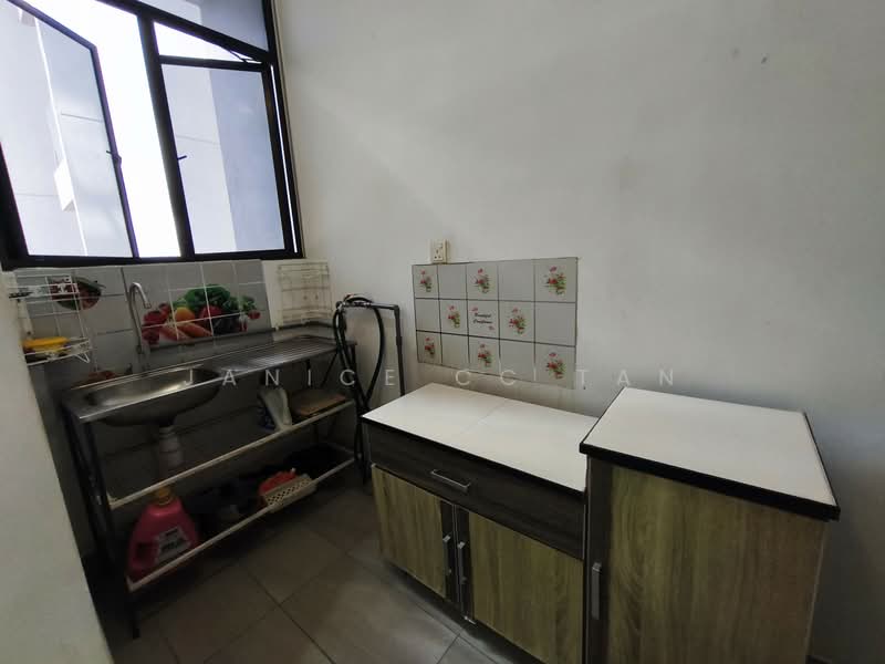 Condominium for Rent at Park Villa - Janice CC Tan - Kitchen - PropertyGuru.com.my