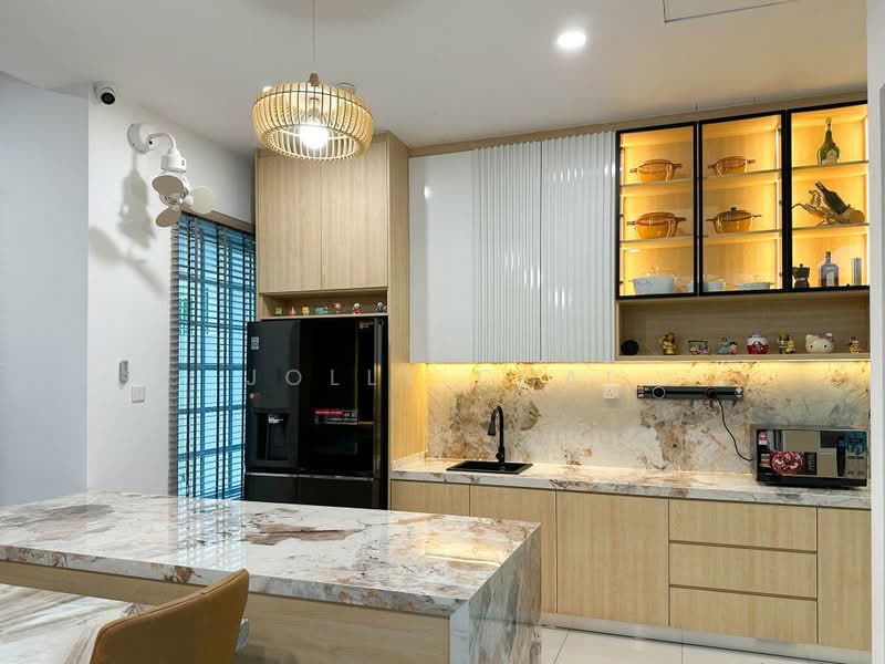 2-storey Terraced House for Sale in Cyberjaya (Selangor) - Jolly Chai - Kitchen - PropertyGuru.com.my