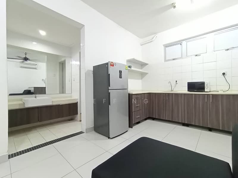 Service Residence for Rent at Domain 2 @ NeoCyber - Jeff Ng - Kitchen - PropertyGuru.com.my