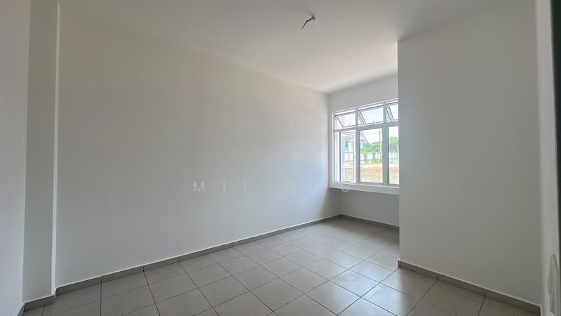 2-storey Terraced House for Sale in Taman Cheng Setia (Cheng) - Mii Ong - Bedroom - PropertyGuru.com.my