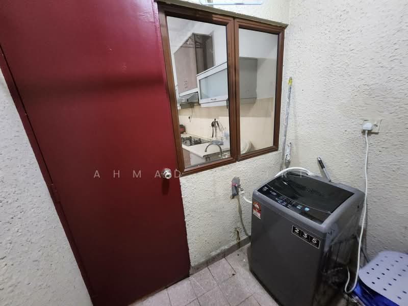 Condominium for Rent at Palm Spring @ Damansara - Ahmad Khairi - Kitchen - PropertyGuru.com.my