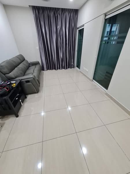 Condominium for Rent at Hijauan Saujana - Sand Yip - Living Room - PropertyGuru.com.my