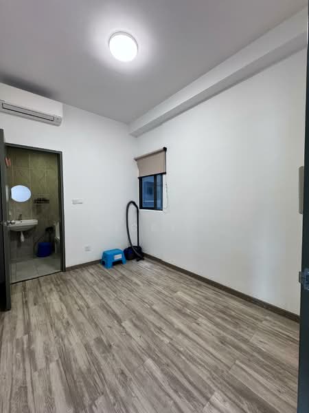 Condominium for Rent at The Herz - Vicky . - Bathroom - PropertyGuru.com.my