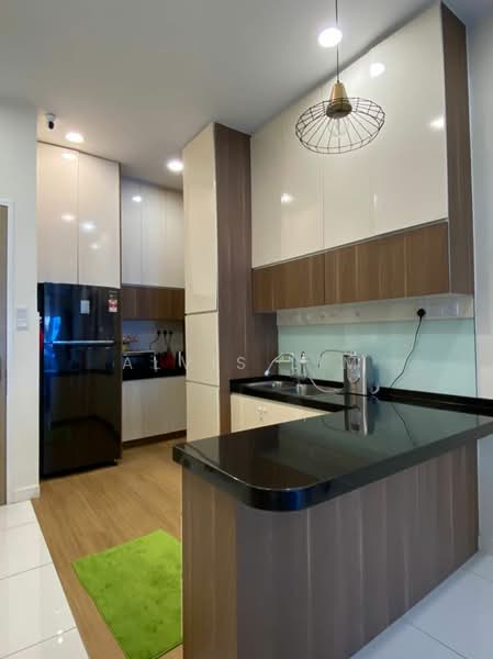 Service Residence for Rent at Skypod Residence - Alvis Lim - Kitchen - PropertyGuru.com.my