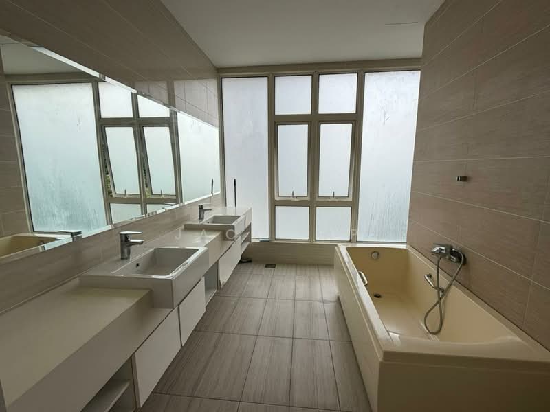 Kondominium untuk Disewa di Damansara Foresta - Jack Yap - Bathroom - PropertyGuru.com.my