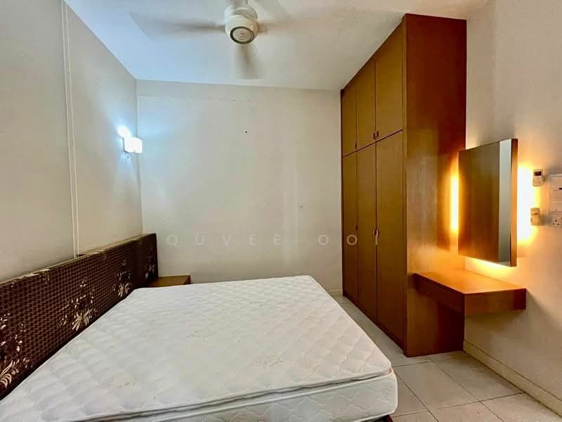 Condominium for Sale at 10 Island Resort - Quvee Ooi - Bedroom - PropertyGuru.com.my